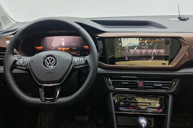 Used Volkswagen Tharu 2022 280TSI Two-Wheel Drive Comfort Edition Interior 2