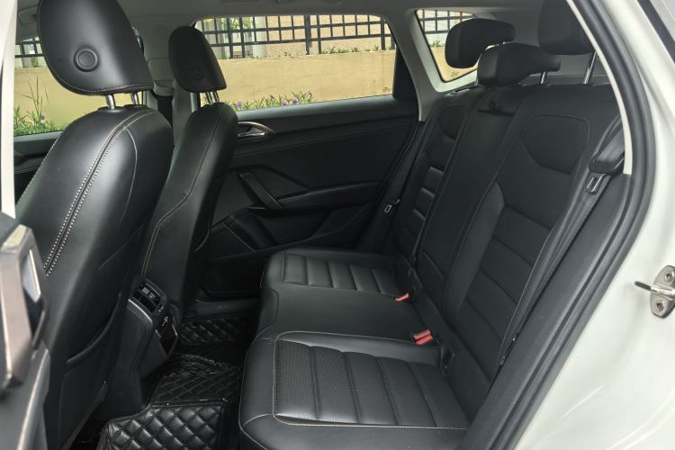 Used Volkswagen Tharu 2022 280TSI Two-Wheel-Drive Luxury Edition Interior 5