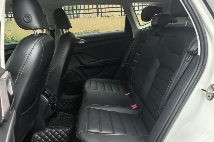 Used Volkswagen Tharu 2022 280TSI Two-Wheel-Drive Luxury Edition Interior 6