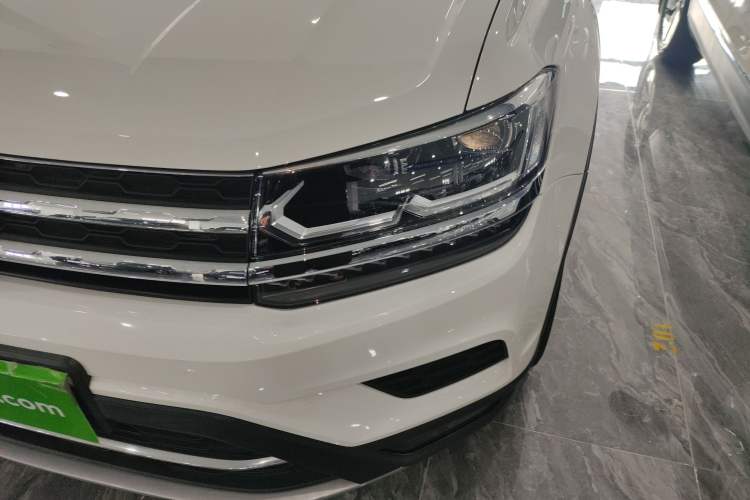 Used Volkswagen Tharu 2022 330TSI Four-Wheel Drive Luxury Edition Left Front Headlight