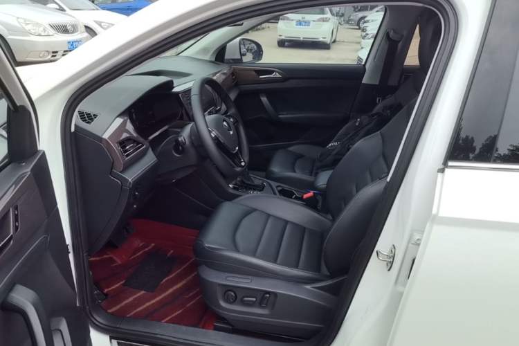 Used Volkswagen Tharu 2022 280TSI Two-Wheel-Drive Luxury Edition Left Front Seat