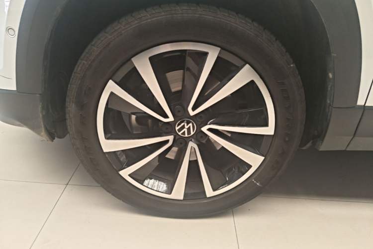 Used Volkswagen Tharu 2022 280TSI Two-Wheel-Drive Luxury Edition Left Front Wheel Hub