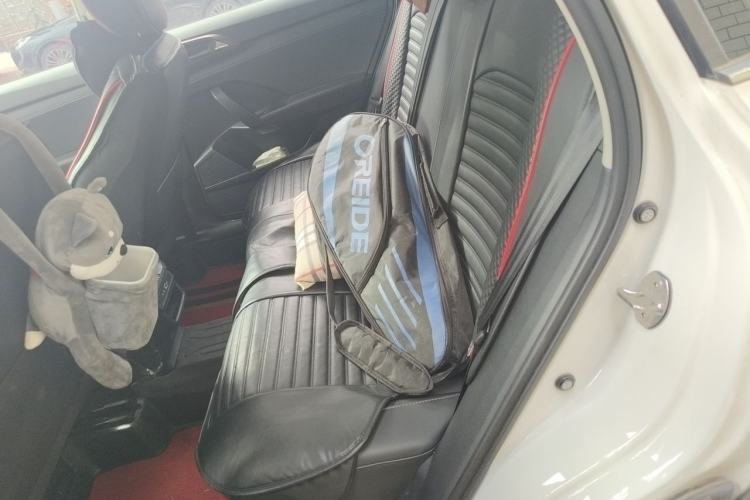 Used Volkswagen Tharu 2022 280TSI Two-Wheel-Drive Luxury Edition Left Rear Seat