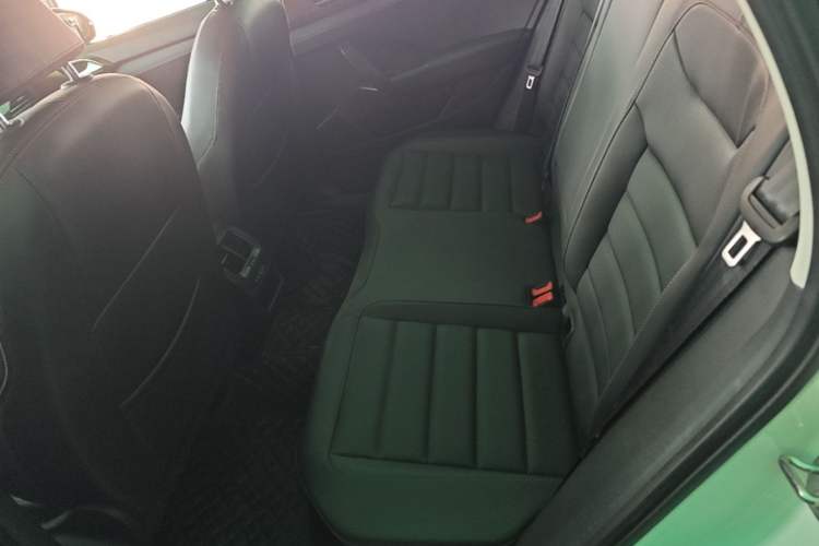 Used Volkswagen Tharu 2022 280TSI Two-Wheel-Drive Luxury Edition Left Rear Seat