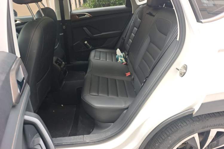 Used Volkswagen Tharu 2022 280TSI Two-Wheel-Drive Luxury Edition Left Rear Seat