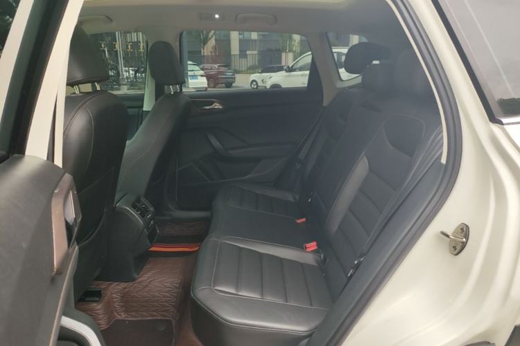 Used Volkswagen Tharu 2022 330TSI Four-Wheel Drive Luxury Edition Left Rear Seat