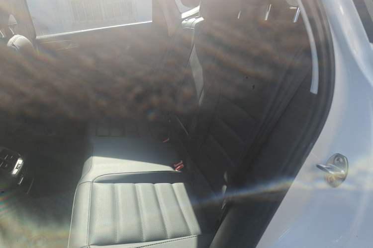 Used Volkswagen Tharu 2022 330TSI Four-Wheel Drive Luxury Edition Left Rear Seat