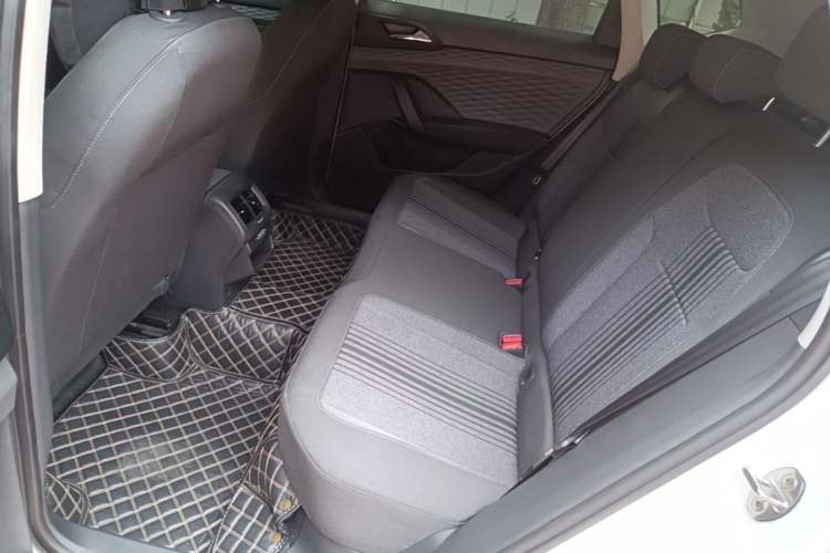 Used Volkswagen Tharu 2022 280TSI Two-Wheel Drive Trend Edition Left Rear Seat