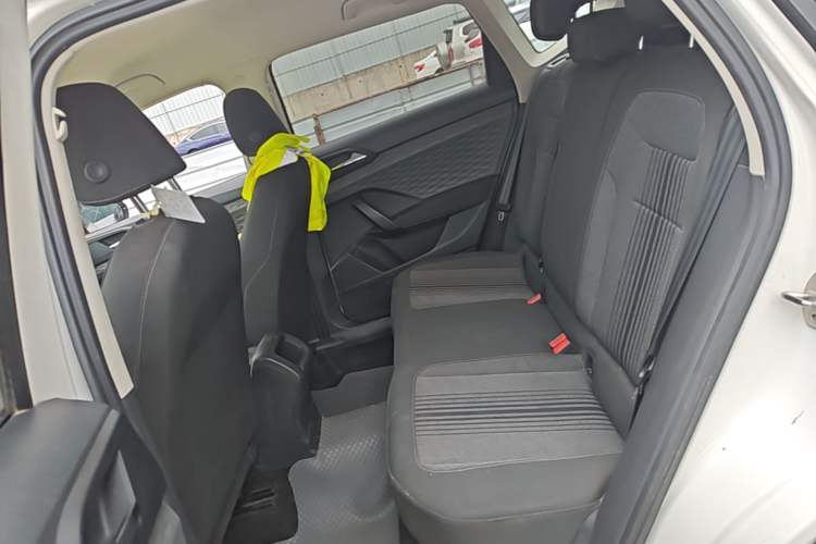 Used Volkswagen Tharu 2022 280TSI Two-Wheel Drive Trend Edition Left Rear Seat