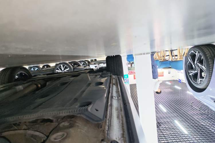 Used Volkswagen Tharu 2022 330TSI Four-Wheel Drive Luxury Edition Left Side Sill