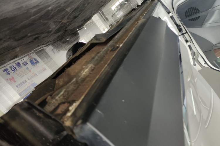 Used Volkswagen Tharu 2022 330TSI Four-Wheel Drive Luxury Edition Left Side Sill
