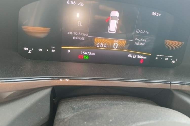 Used Volkswagen Tharu 2022 280TSI Two-Wheel-Drive Luxury Edition Odometer Close Up
