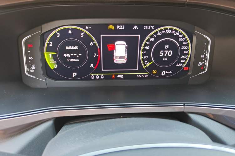 Used Volkswagen Tharu 2022 280TSI Two-Wheel-Drive Luxury Edition Odometer Close Up
