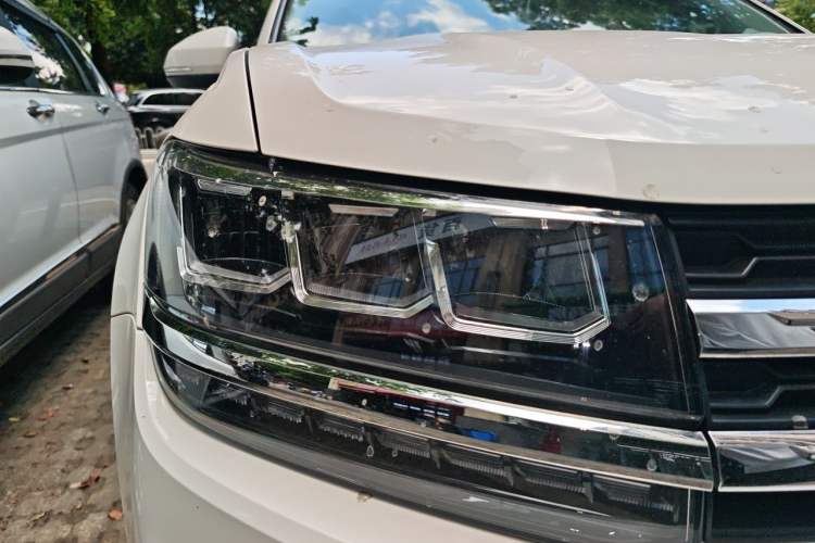 Used Volkswagen Tharu 2022 280TSI Two-Wheel Drive Comfort Edition Right Front Headlight