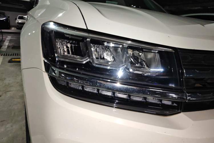 Used Volkswagen Tharu 2022 280TSI Two-Wheel Drive Comfort Edition Right Front Headlight