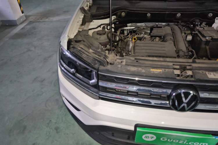 Used Volkswagen Tharu 2022 280TSI Two-Wheel-Drive Luxury Edition Right Front Headlight