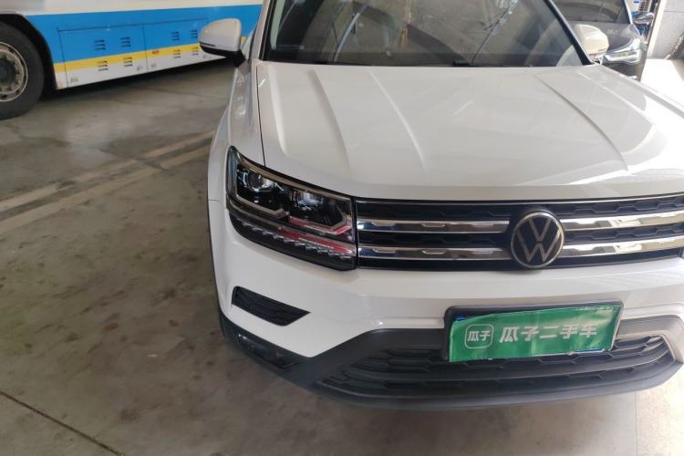Used Volkswagen Tharu 2022 280TSI Two-Wheel-Drive Luxury Edition Right Front Headlight