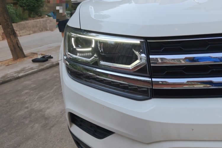 Used Volkswagen Tharu 2022 280TSI Two-Wheel-Drive Luxury Edition Right Front Headlight