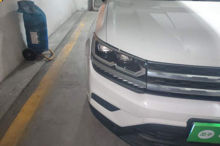 Used Volkswagen Tharu 2022 280TSI Two-Wheel-Drive Luxury Edition Right Front Headlight