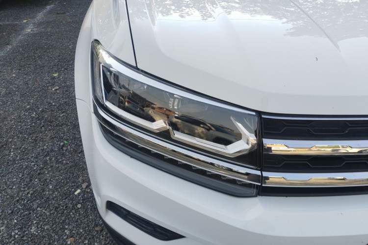 Used Volkswagen Tharu 2022 280TSI Two-Wheel-Drive Luxury Edition Right Front Headlight