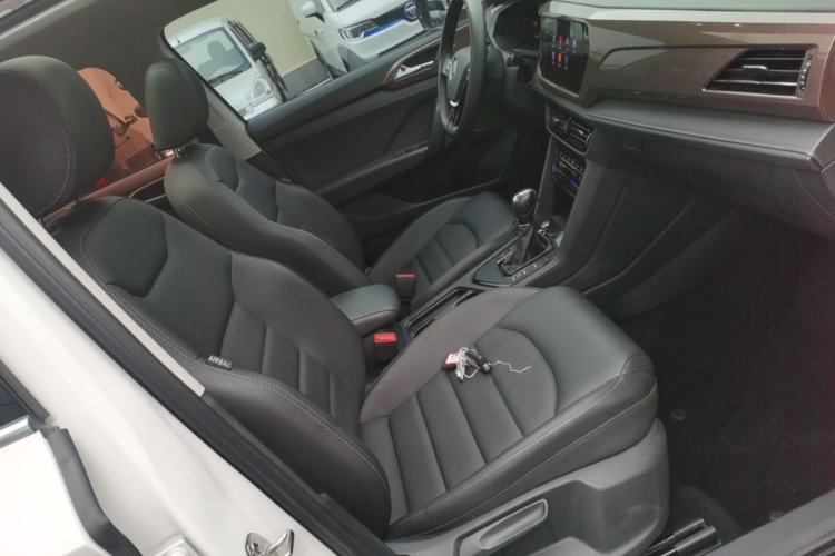 Used Volkswagen Tharu 2022 280TSI Two-Wheel-Drive Luxury Edition Right Front Seat