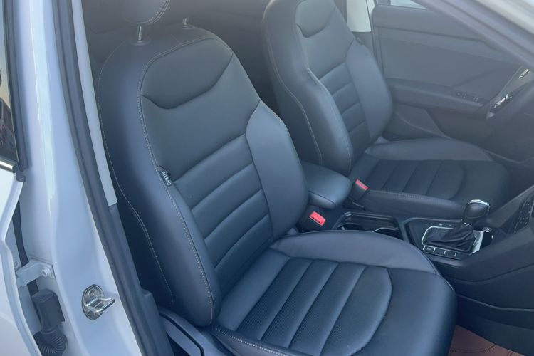 Used Volkswagen Tharu 2022 280TSI Two-Wheel-Drive Luxury Edition Right Front Seat