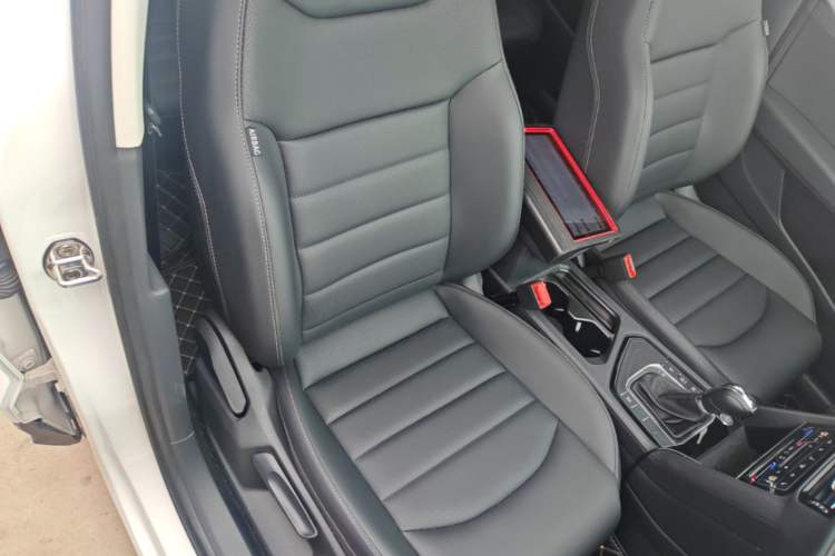 Used Volkswagen Tharu 2022 330TSI Four-Wheel Drive Luxury Edition Right Front Seat