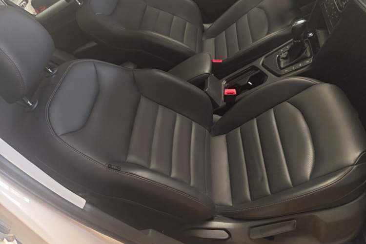 Used Volkswagen Tharu 2022 280TSI Two-Wheel-Drive Luxury Edition Right Front Seat