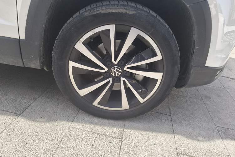 Used Volkswagen Tharu 2022 280TSI Two-Wheel-Drive Luxury Edition Right Front Wheel Hub