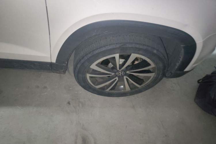 Used Volkswagen Tharu 2022 280TSI Two-Wheel-Drive Luxury Edition Right Front Wheel Hub