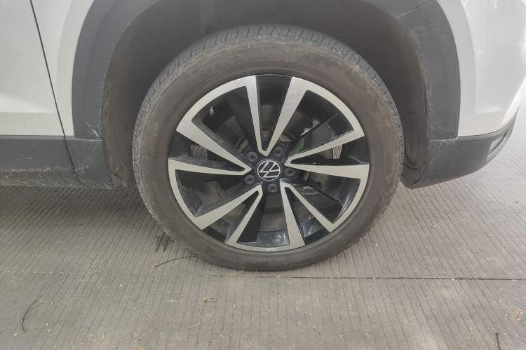 Used Volkswagen Tharu 2022 280TSI Two-Wheel-Drive Luxury Edition Right Front Wheel Hub