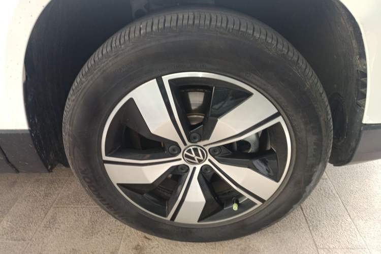 Used Volkswagen Tharu 2022 280TSI Two-Wheel Drive Comfort Edition Right Front Wheel Hub