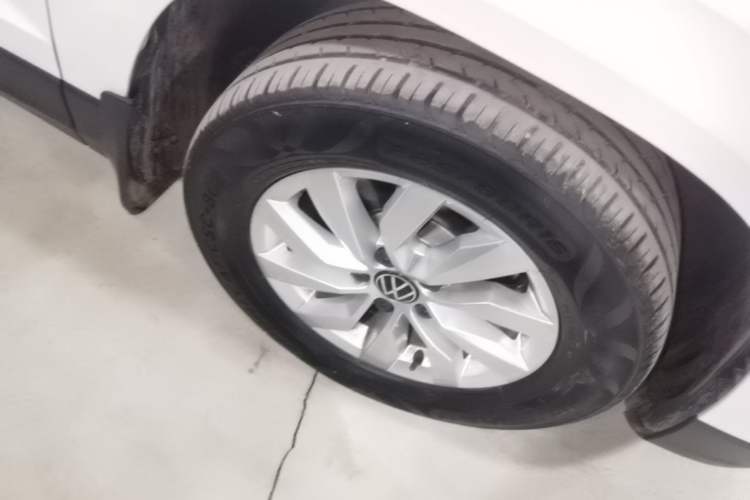 Used Volkswagen Tharu 2022 280TSI Two-Wheel Drive Trend Edition Right Front Wheel Hub