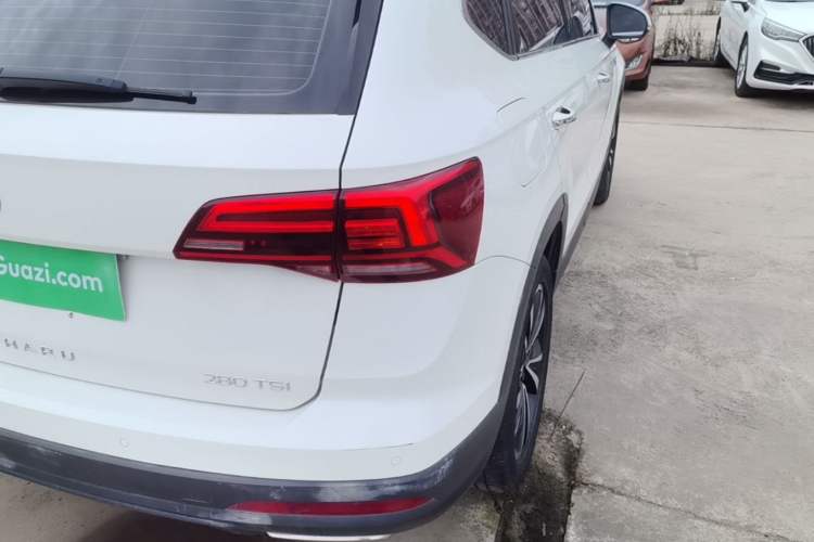 Used Volkswagen Tharu 2022 280TSI Two-Wheel-Drive Luxury Edition Right Rear Taillight