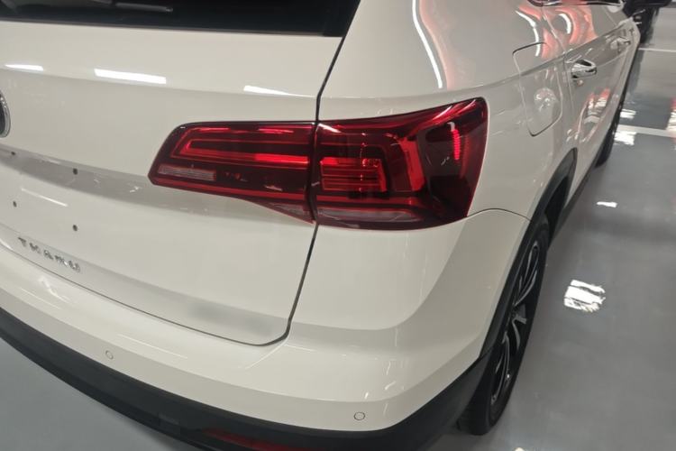 Used Volkswagen Tharu 2022 280TSI Two-Wheel-Drive Luxury Edition Right Rear Taillight
