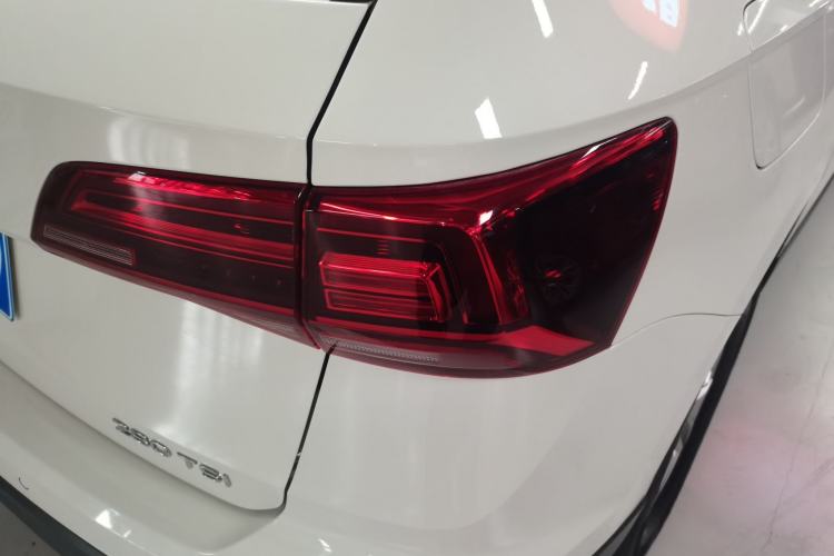 Used Volkswagen Tharu 2022 280TSI Two-Wheel Drive Trend Edition Right Rear Taillight
