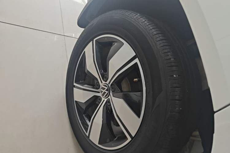 Used Volkswagen Tharu 2022 280TSI Two-Wheel Drive Comfort Edition Right Rear Wheel Hub