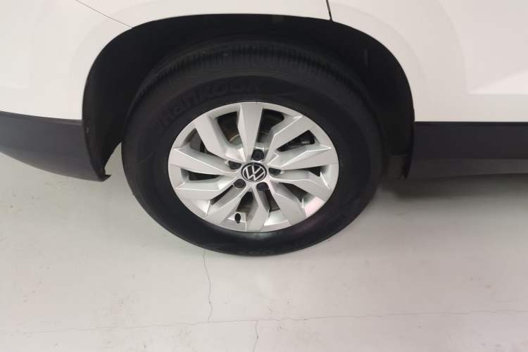 Used Volkswagen Tharu 2022 280TSI Two-Wheel Drive Trend Edition Right Rear Wheel Hub