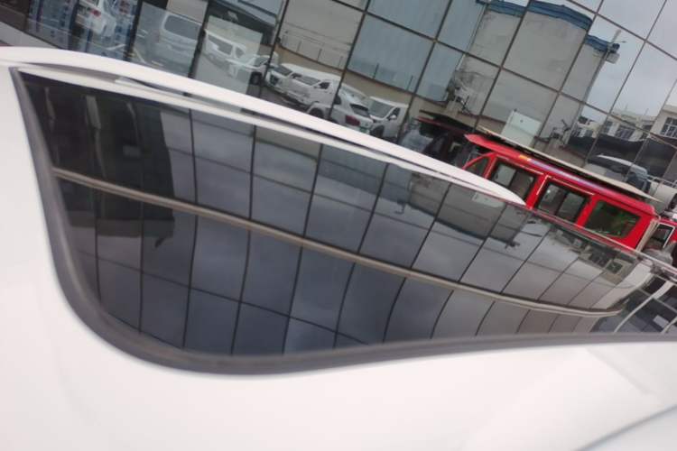 Used Volkswagen Tharu 2022 280TSI Two-Wheel-Drive Luxury Edition Roof