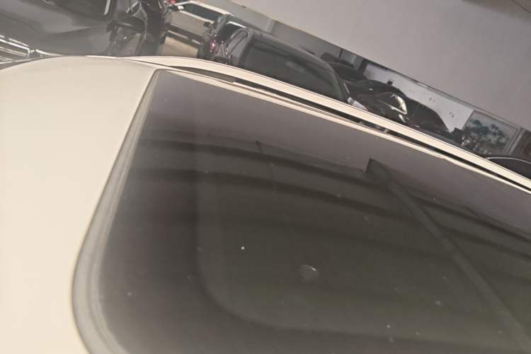 Used Volkswagen Tharu 2022 280TSI Two-Wheel-Drive Luxury Edition Roof