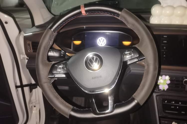 Used Volkswagen Tharu 2022 280TSI Two-Wheel-Drive Luxury Edition Steering Wheel