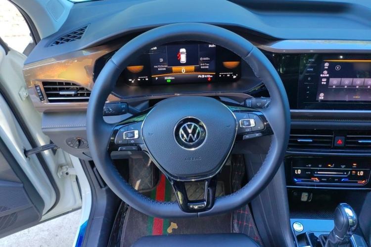 Used Volkswagen Tharu 2022 280TSI Two-Wheel Drive Comfort Edition Steering Wheel