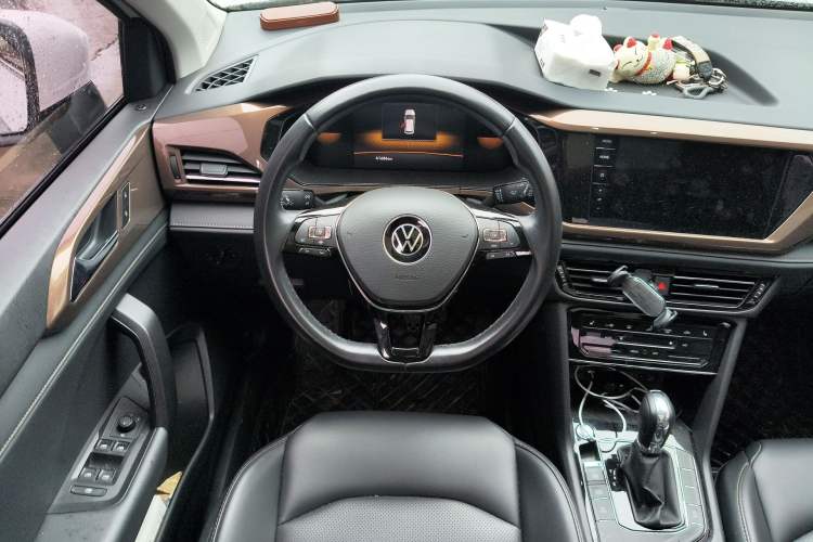 Used Volkswagen Tharu 2022 280TSI Two-Wheel-Drive Luxury Edition Steering Wheel