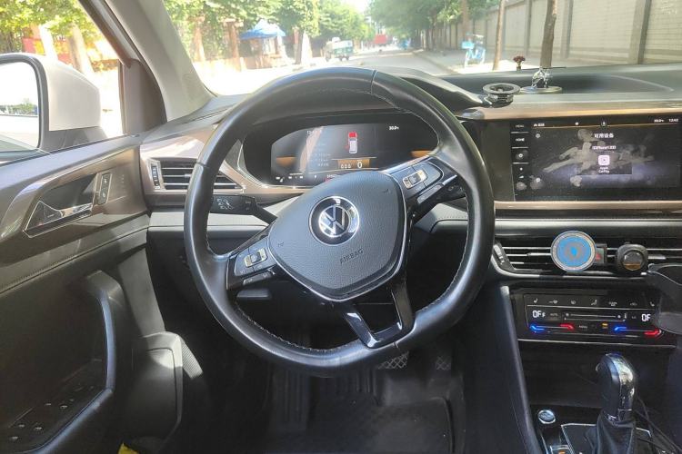 Used Volkswagen Tharu 2022 280TSI Two-Wheel-Drive Luxury Edition Steering Wheel