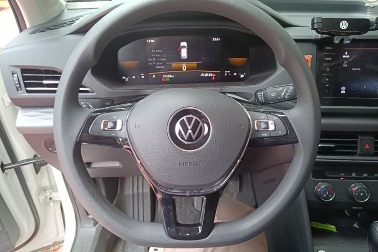Used Volkswagen Tharu 2022 280TSI Two-Wheel Drive Trend Edition Steering Wheel