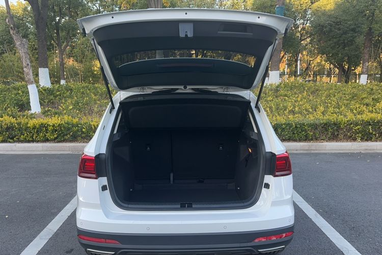 Used Volkswagen Tharu 2022 280TSI Two-Wheel-Drive Luxury Edition Trunk