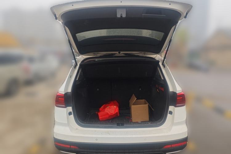 Used Volkswagen Tharu 2022 280TSI Two-Wheel Drive Comfort Edition Trunk