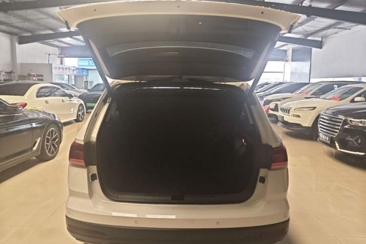 Used Volkswagen Tharu 2022 280TSI Two-Wheel-Drive Luxury Edition Trunk