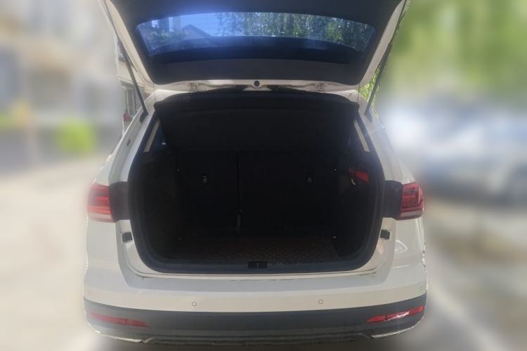Used Volkswagen Tharu 2022 280TSI Two-Wheel-Drive Luxury Edition Trunk