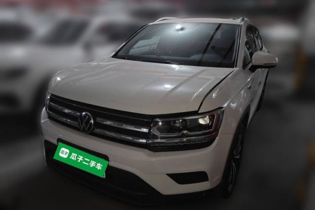 Ojetý Volkswagen Tharu 2022 280TSI Two-Wheel-Drive Luxury Edition